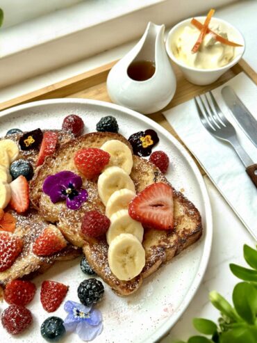 Best French Toast Toppings: Elevate Your Weekend Brunch